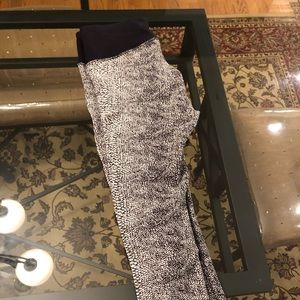 Carrie underwood leggings